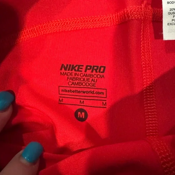 Nike Pro Red Athletic Shorts - Picture 3 of 3